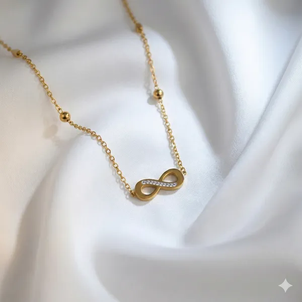 Everly_Crystal_Infinity_Necklace