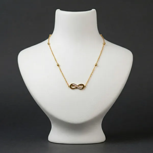 Everly_Crystal_Infinity_Necklace