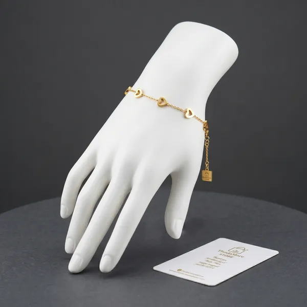 Faith_Dainty_Open_Heart_Station_Bracelet