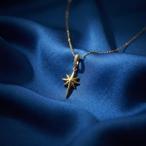 Fanchea_Star_Radiant_Compass_Necklace