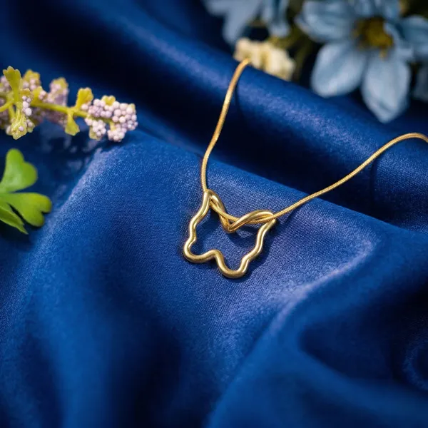 Grace_Minimalist_Butterfly_Necklace