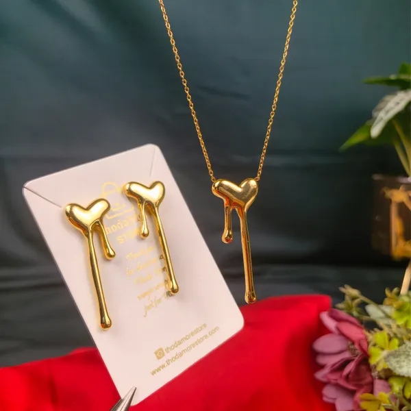 Juliet_Molten_"Melting"_Heart_Jewelry_Set