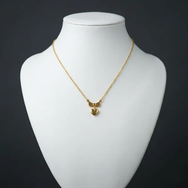 Lacey_Bow_&_Heart_Necklace