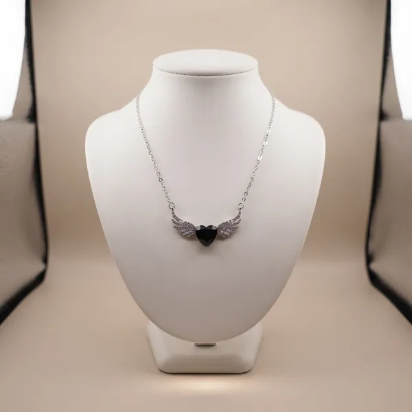 Midnight_Angel_Wing_Heart_Necklace