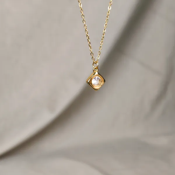 Millie_Solitaire_Square_Necklace