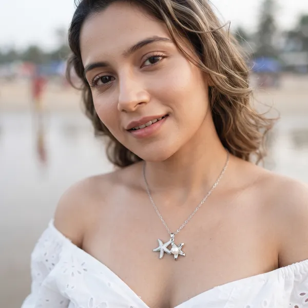 Oceanic_Pearl_&_Starfish_Duo_Necklace