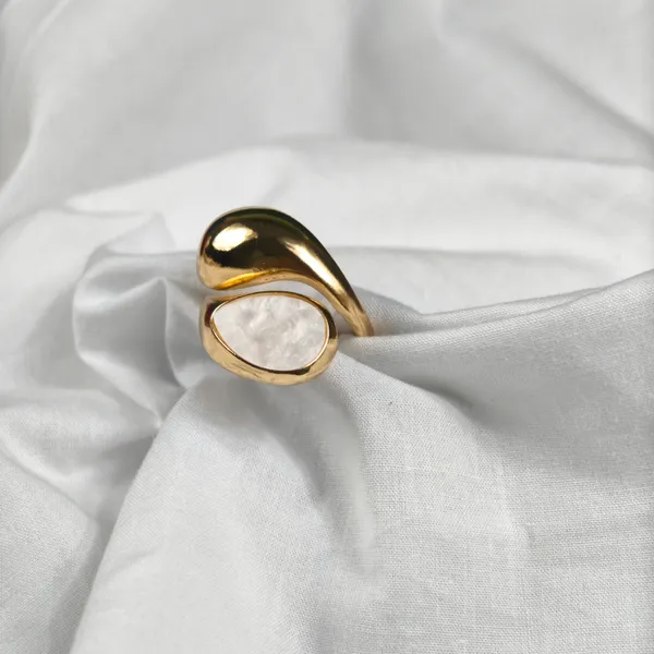 Riviera_Dual_Fluid_Wave_Ring