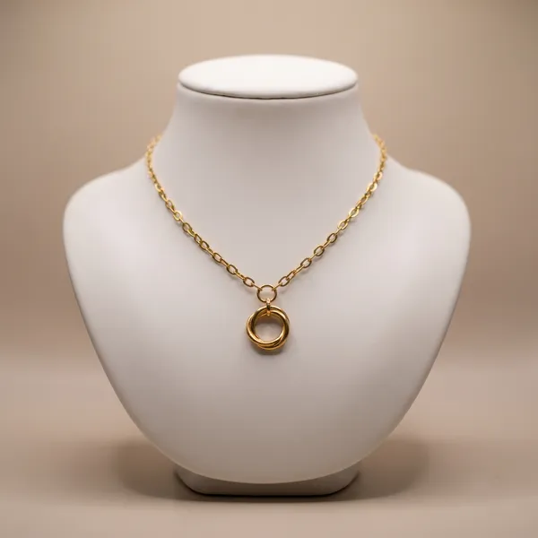 Solstice_Interlocking_Ring_Minimalist_Necklace