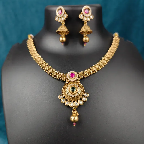 Svarnachakra_1Gm_Gold_Plated_Necklace_set