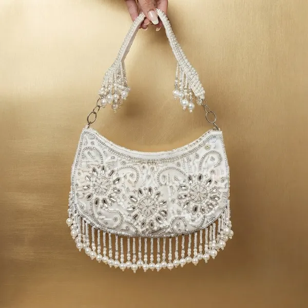 Iza_Tassel_Bag_Light_Peach