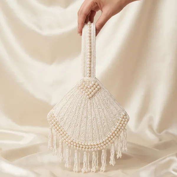 Whitegrace_Tassel_Potli