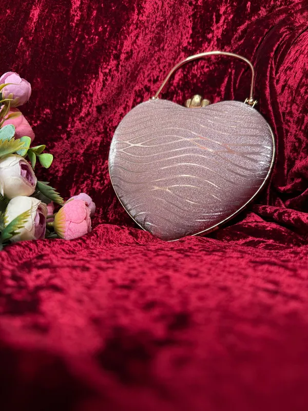 Clutch_Heart_Pink_Bag_Pink