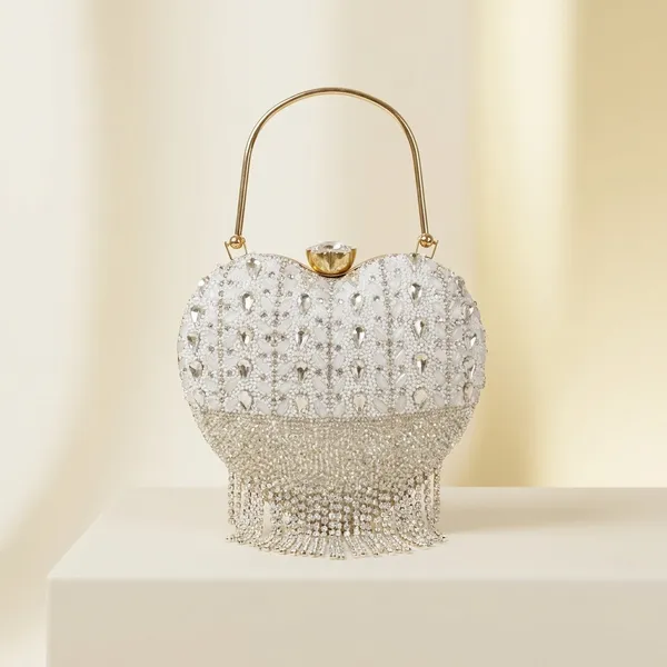 Heart_Fringe_Clutch