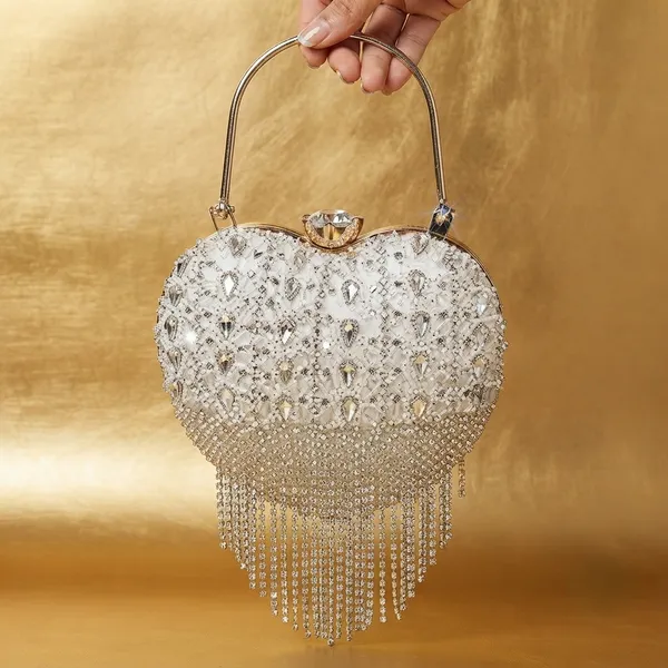 Heart_Fringe_Clutch