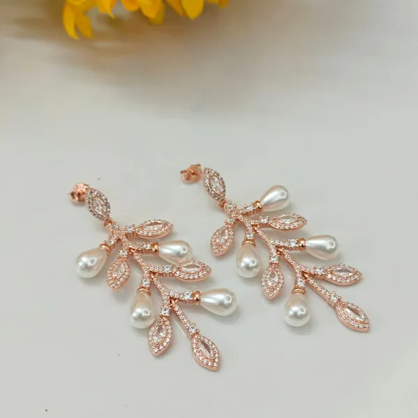 Rose_Gold_Crystal_Leaf_Earrings_with_Pearl_Drops