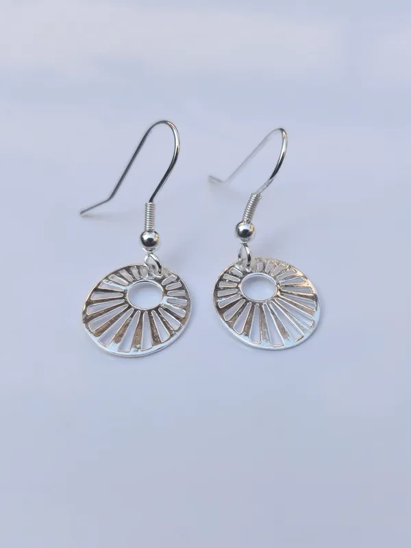 Silver_Radial_Disc_Earrings