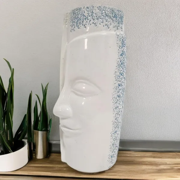 White_Ceramic_Figures_Decorative_Showpiece