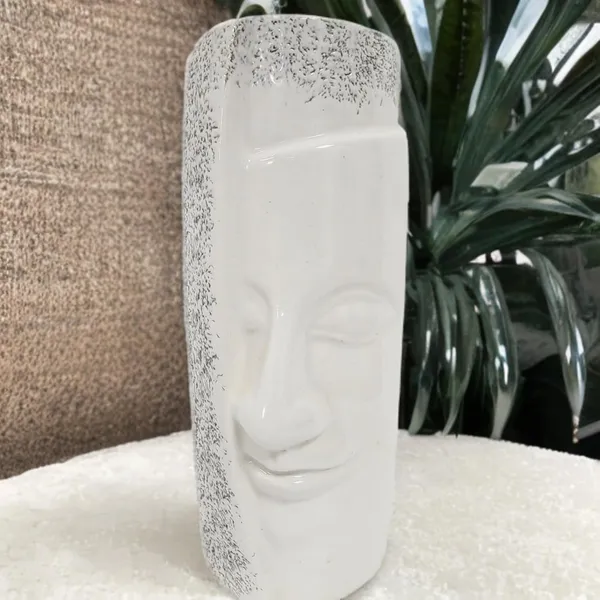White_Elegant_Ceramic_Flower_Vase