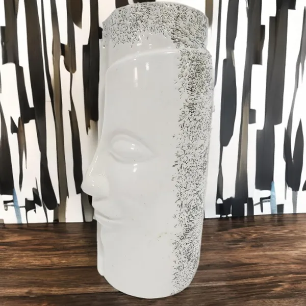 White_Elegant_Ceramic_Flower_Vase