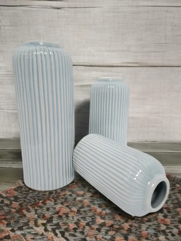 Beige_Handcrafted_Ceramic_Garari_Flower_Vase_Set