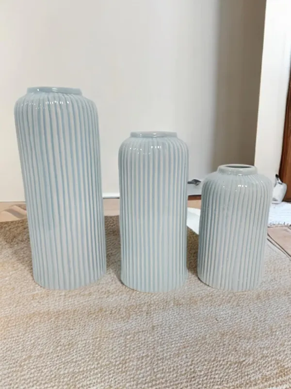 Beige_Handcrafted_Ceramic_Garari_Flower_Vase_Set