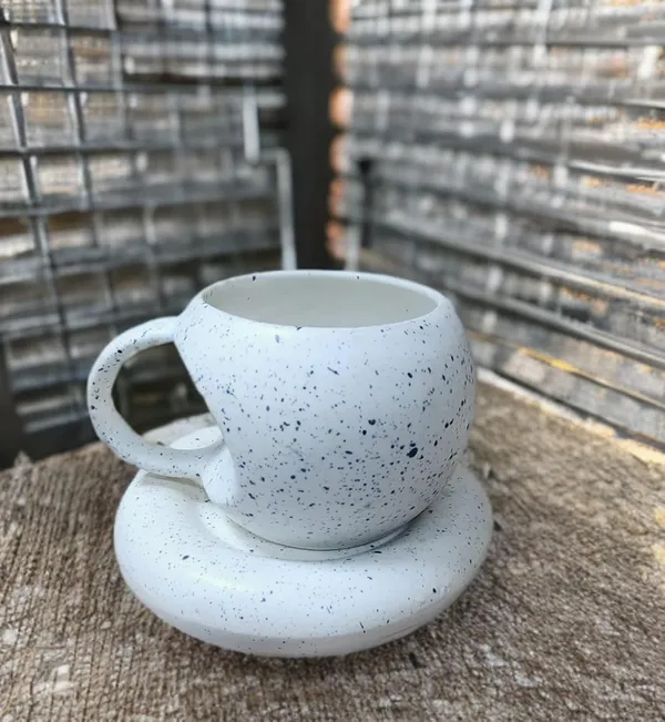 White_Ceramic_Coffee_Mugs_2_Pcs_Creative_Ceramic_Cup_With_Saucer_Set_For_Coffee_Tea_Hot_Chocolate_300Ml_Capacity_Pack_Of_2
