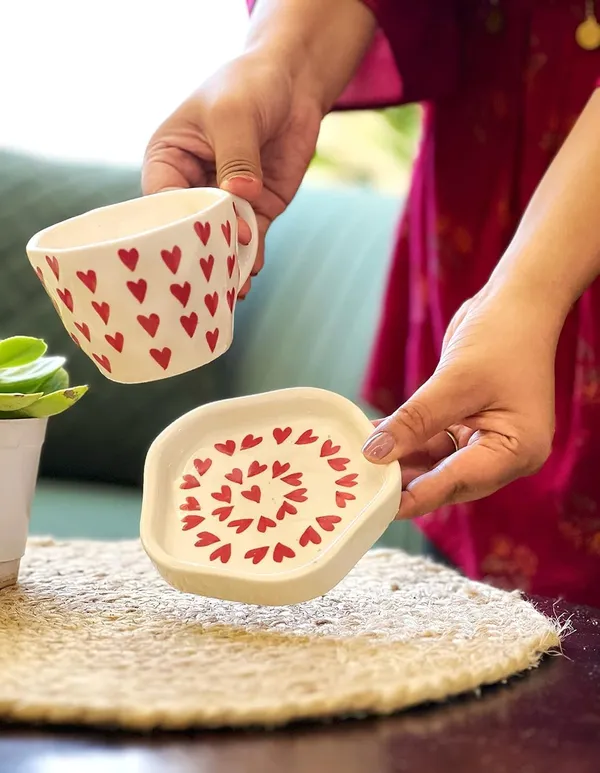 White_And_Red_Coffee_Mug_Tea_Cups_Saucer_Dessert_Plate_Red_Heart_Love_Ceramic_Coffee_Tea_Mug_300Ml_Cup_And_Mugs_Set