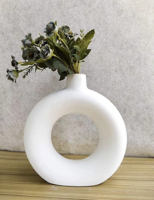 White_Donut_Shaped_Ceramic_Flower_Vase_Set_Matte_Finish_Pampas_Grass_Vase