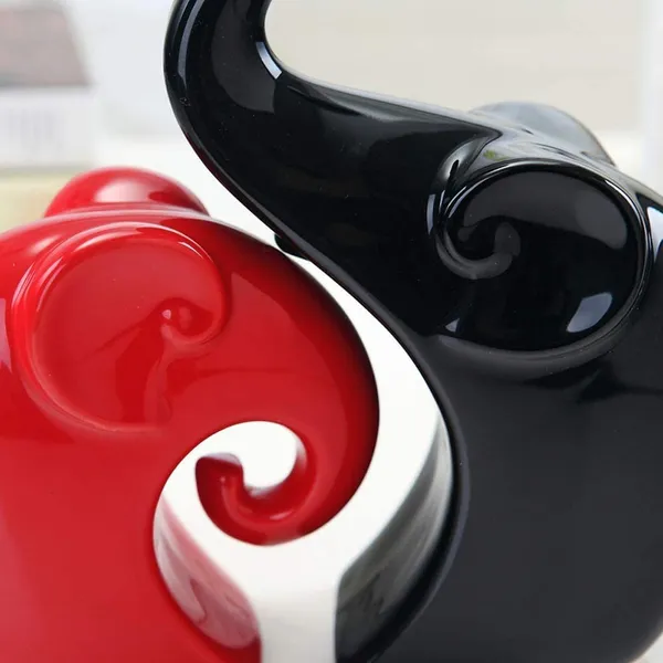 Black_And_Red_Home_Decor_Lucky_Charm_Elephant_Couple_Piano_Finish_Ceramic_Figures_Set_Of_2_Piece_Red