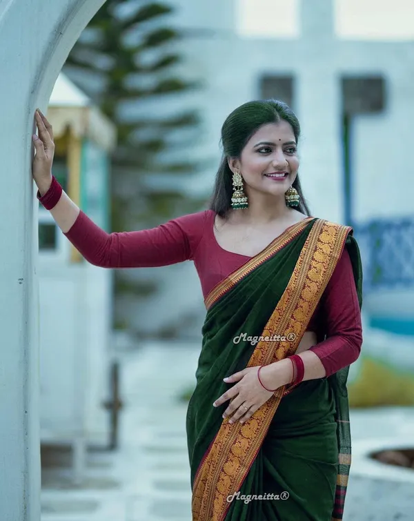 Bottle_Green_Cotton_Dharmavaram_Cotton_Silk_Saree_For_Women
