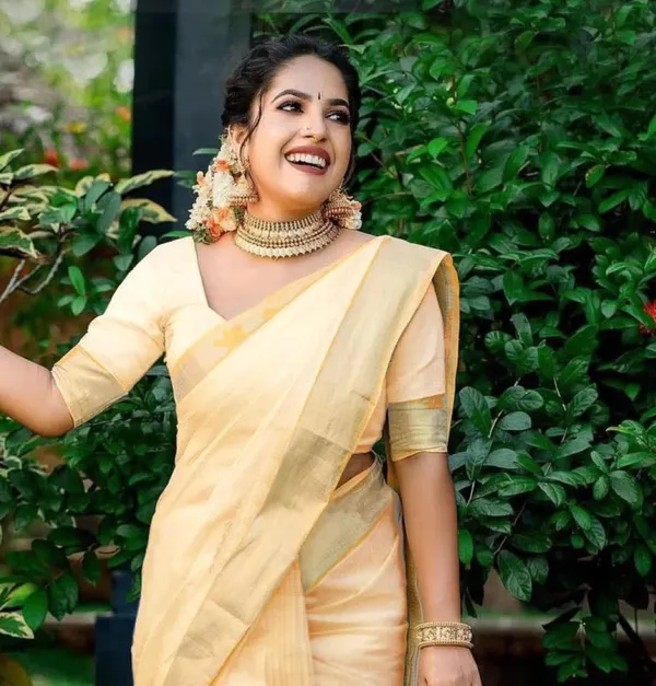 Beige_Cotton_Cotton_Silk_Saree_For_Women