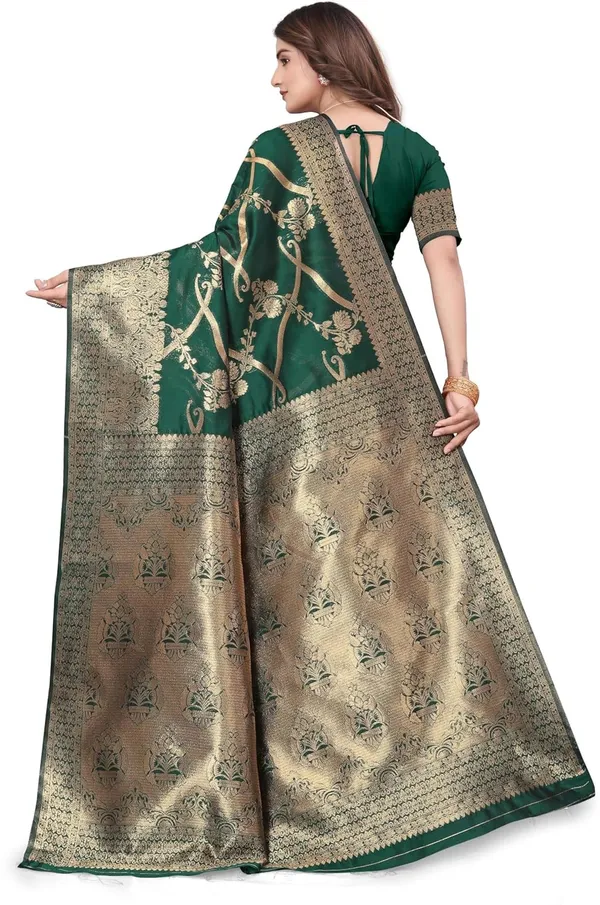 Green_Silk_Blend_Kanjivaram_Silk_Saree_For_Women