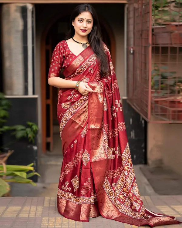 Maroon_Silk_Bandhani_Dola_Silk_Saree_For_Women