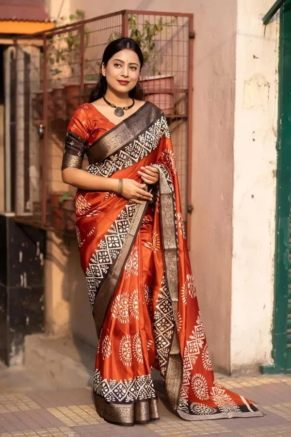 Orange_Polyester_Bandhani_Dola_Silk_Saree_For_Women