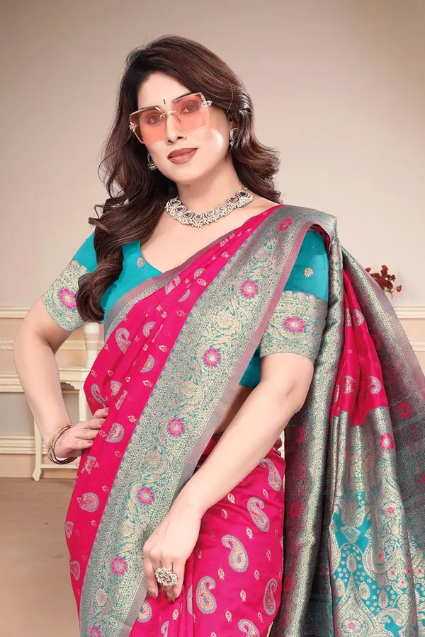 Pink_Silk_Printed_Chiffon_Saree_For_Women
