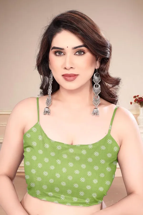 Parrot_Green_Polyester_Printed_Chiffon_Saree_For_Women