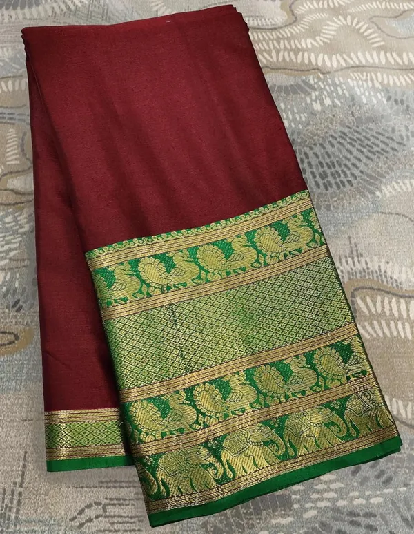 Maroon_Green_Cotton_Blend_Kanjivaram_Cotton_Silk_Saree_For_Women