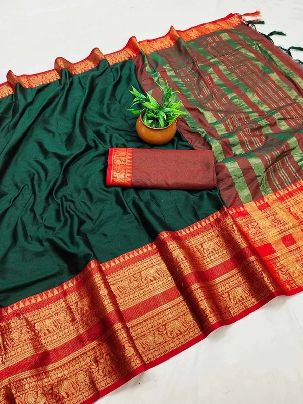 Green_Cotton_Blend_Narayanpet_Cotton_Silk_Saree_For_Women