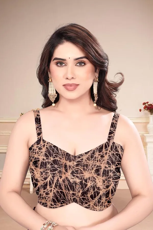 Black_Polyester_Printed_Chiffon_Saree_For_Women