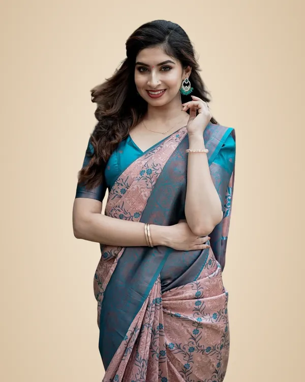 Light_Pink_Silk_Blend_Kanjivaram_Silk_Saree_For_Women