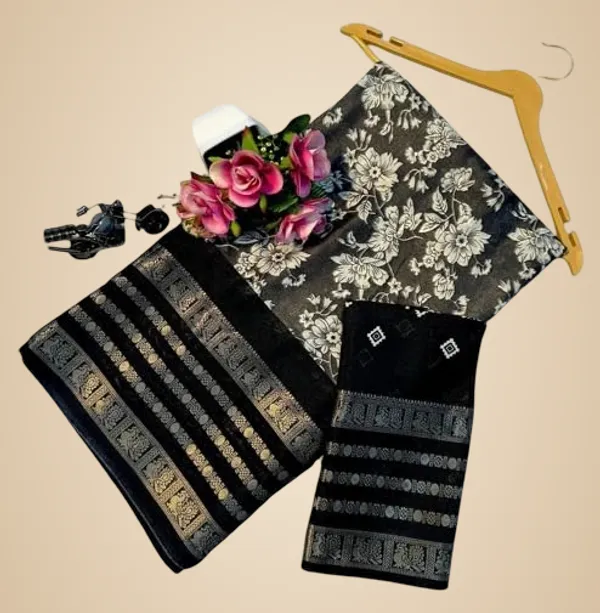 Dark_Grey_Cotton_Blend_Printed_Dola_Silk_Saree_For_Women