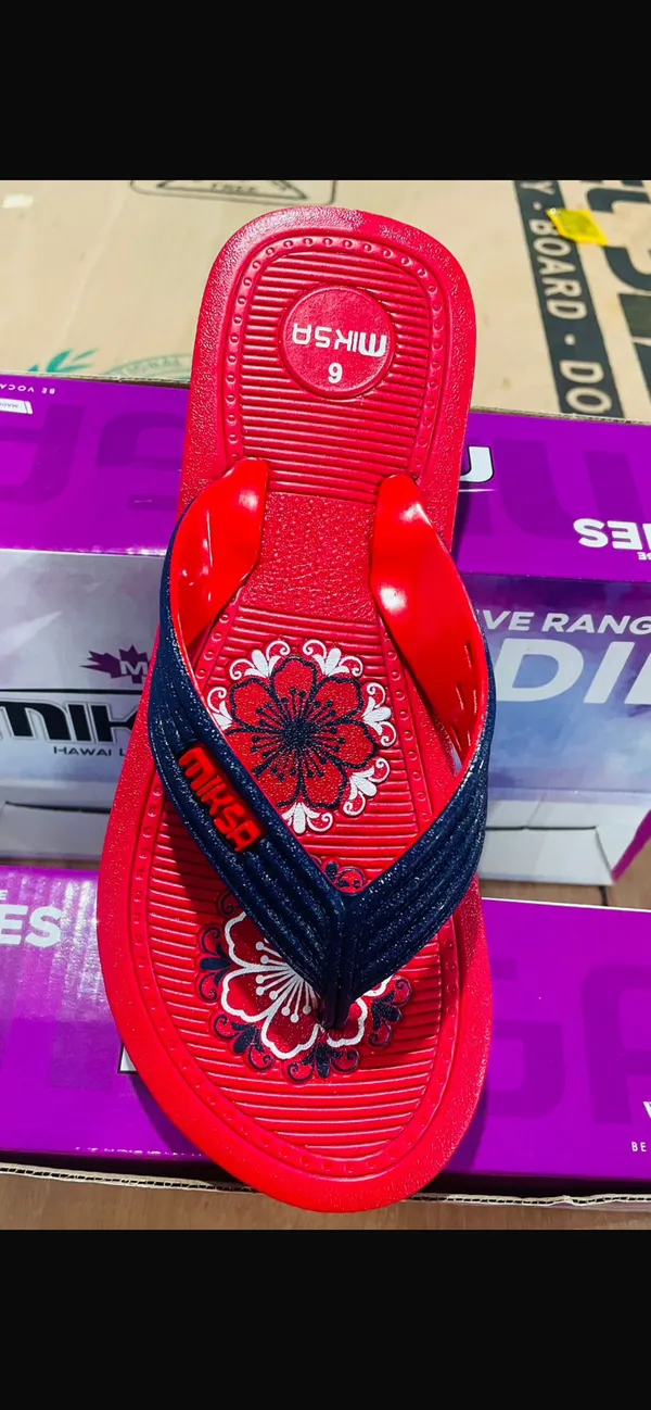 Red_&_Black_Rubber_Sheet_Flip_Flop_Slippers_For_Women