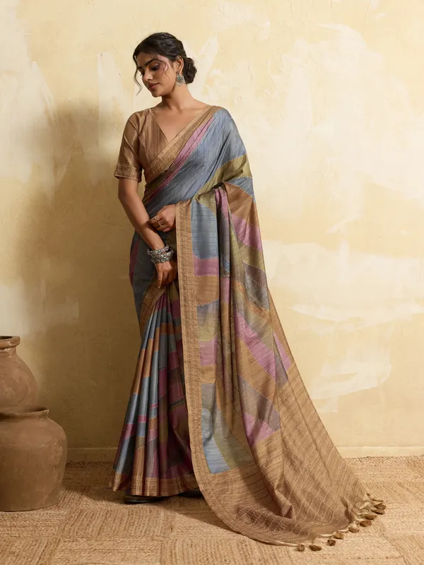 Golden_Beige_Abstract_With_Kantha_Work_Silk_Saree_For_Women