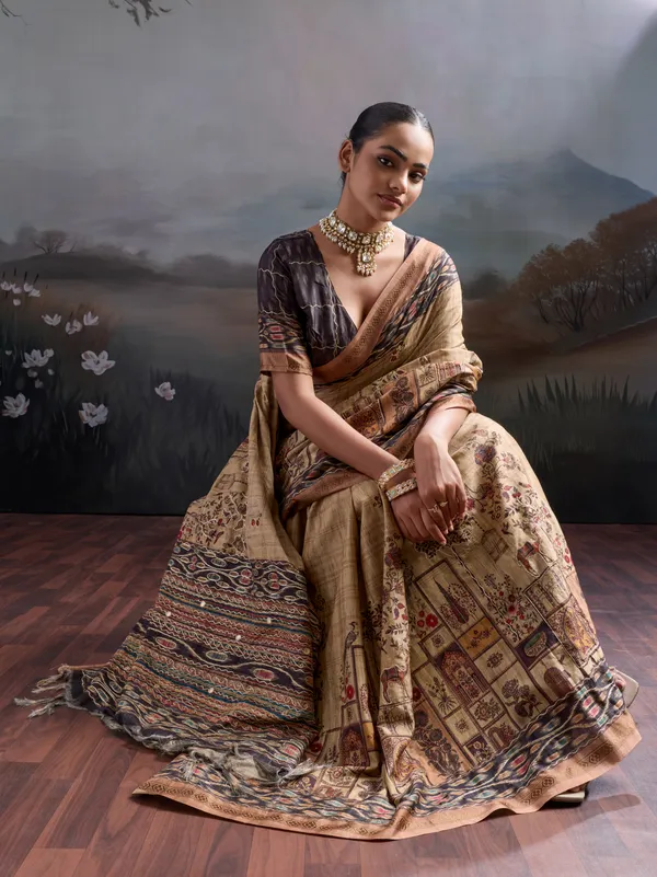 Beige_And_Truffle_Truffle_Patch_Work_Printed_Silk_Blend_Saree_For_Women