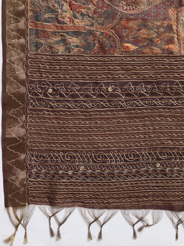 Brown_Intricate_Embrodiery_And_Zari_Border_Silk_Saree_For_Women