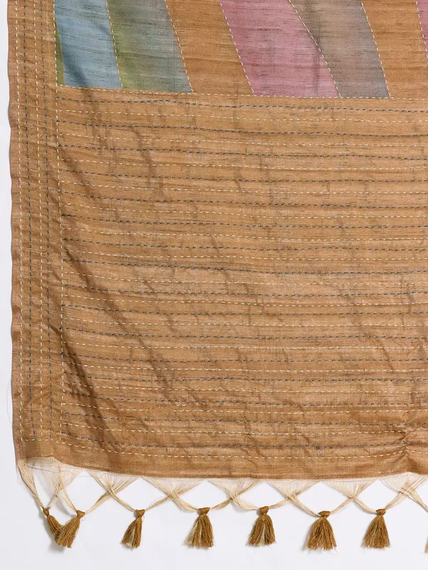 Golden_Beige_Abstract_With_Kantha_Work_Silk_Saree_For_Women