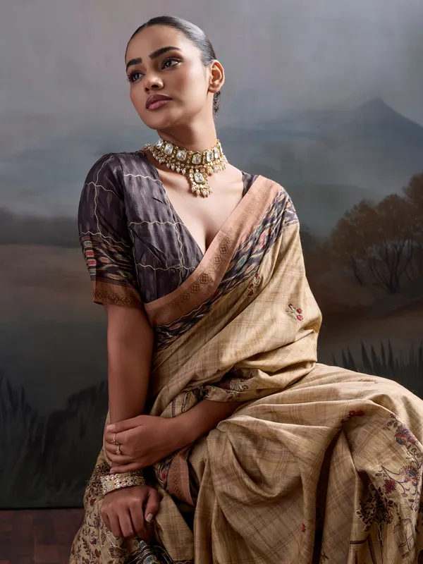 Beige_And_Truffle_Truffle_Patch_Work_Printed_Silk_Blend_Saree_For_Women