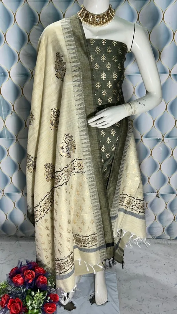 Green_Cotton_Suit_Set_For_Women