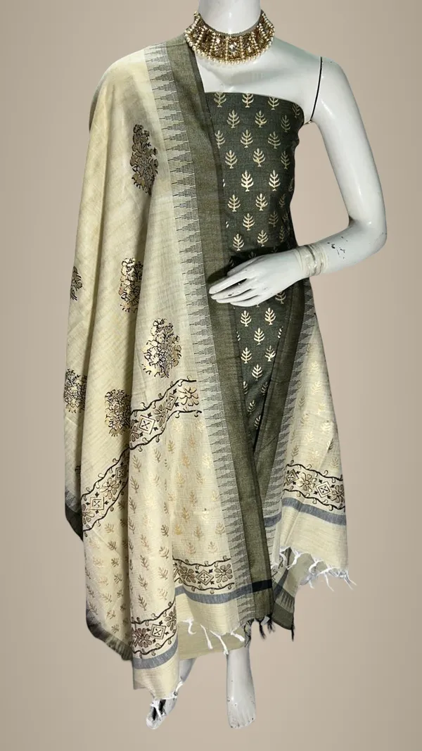 Green_Cotton_Suit_Set_For_Women