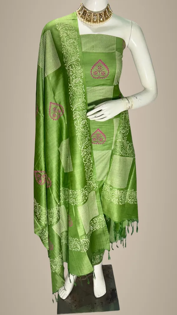 Green_Cotton_Unstitched_Suit_Set_For_Women